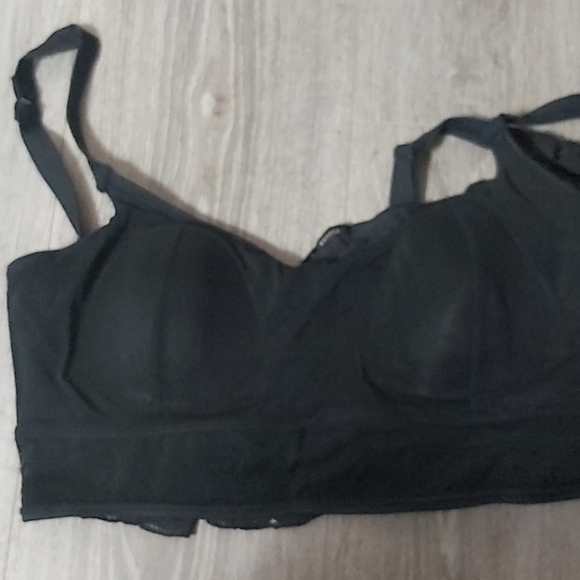 Bathing suit top - Picture 2 of 4